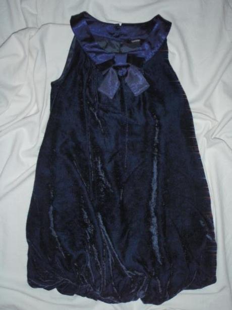 Luxusní sametové modré šaty - balónový střih, george,116