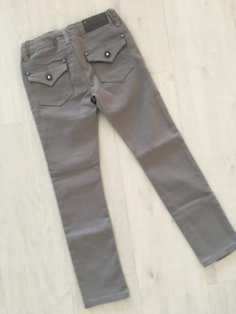 Dívčí kalhoty vigoss jeans (7 let), 122