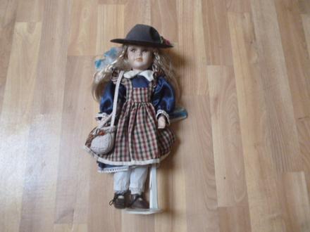 Porcelánová panenka 40 cm, 