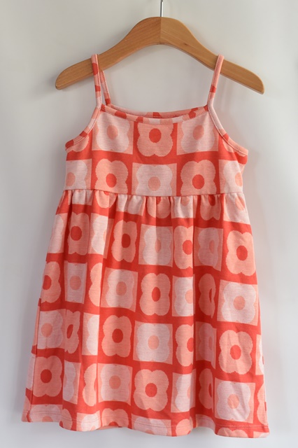 Šaty vel. 3 - 4 roky, matalan,104