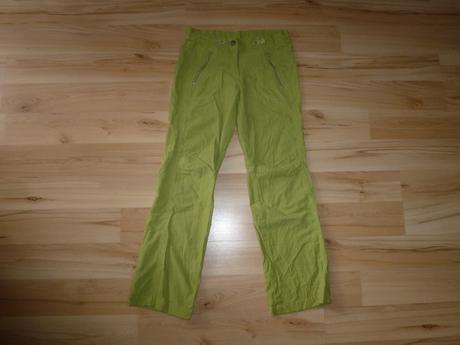 Zelené kalhoty vel. 128/134, 134