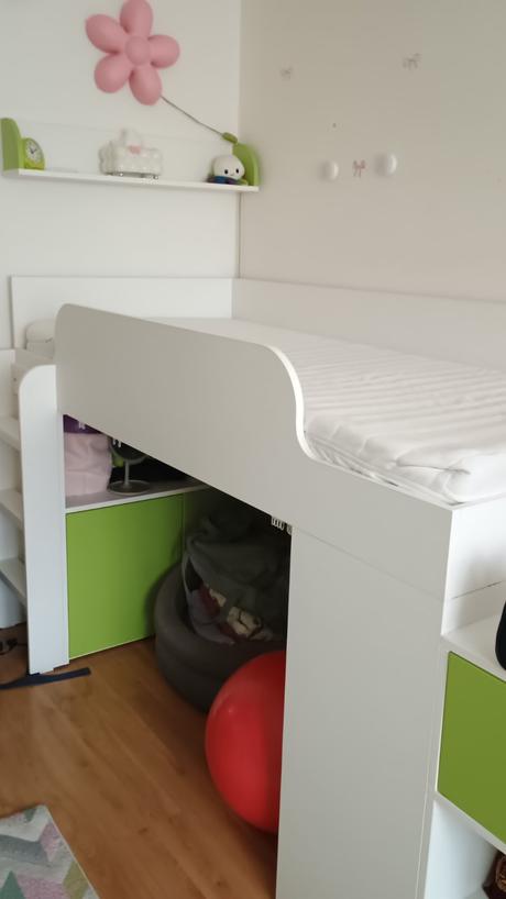 Postel jednolůžko včetně matrace a roštu, šířka (cm): 90,délka (cm): 200