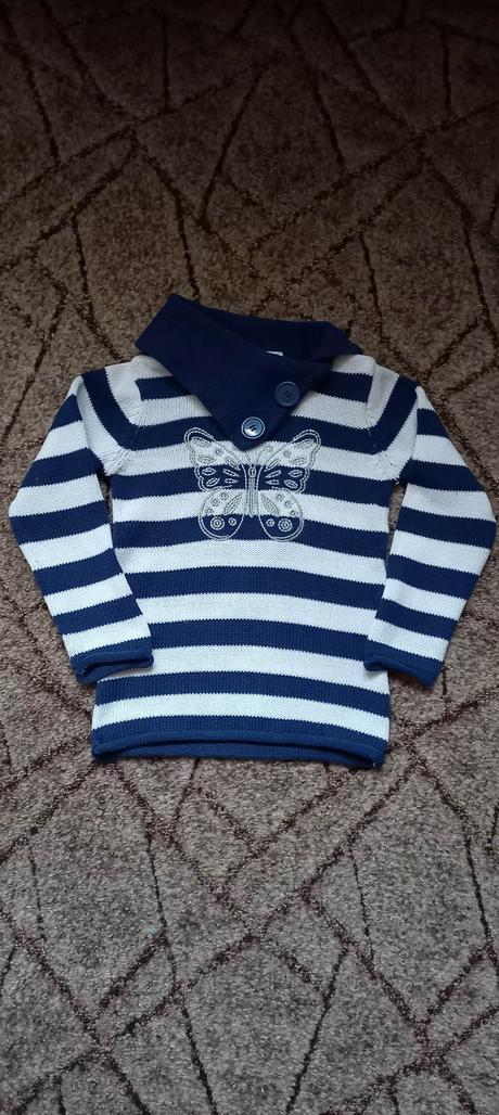 Svetřík s motýlkem, palomino,98