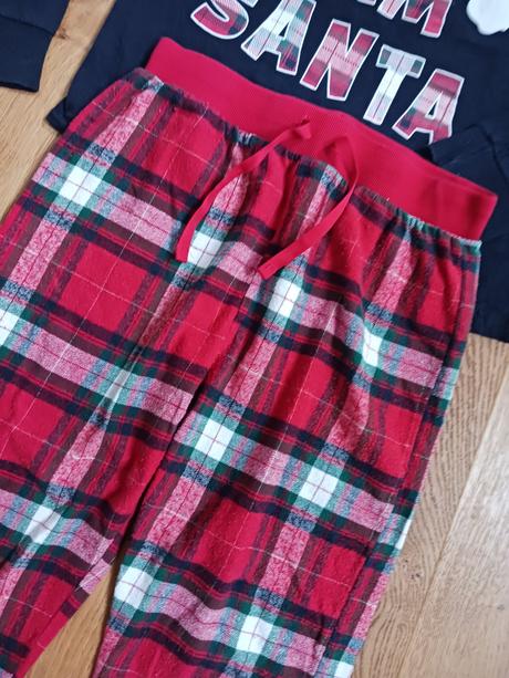 Pyžamko č.146/152, 146