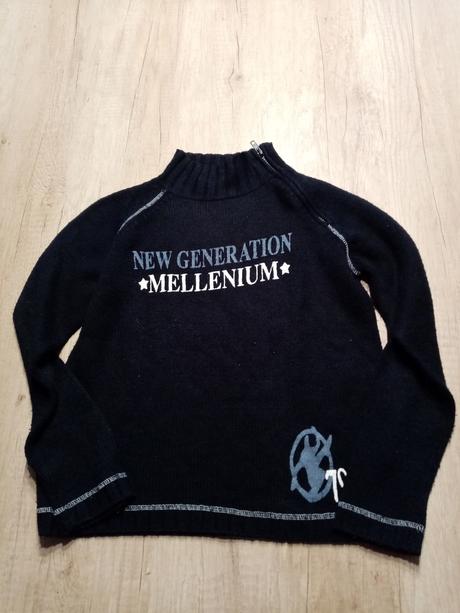 Mikina, svetr vel. 134/140 na donošení, items,134