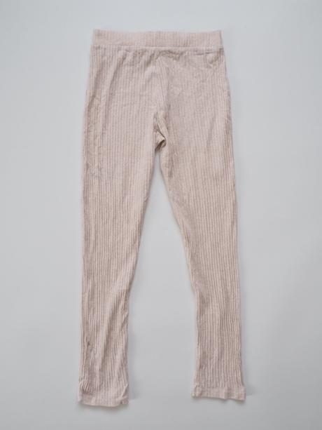 Legíny vel 152, river island,152