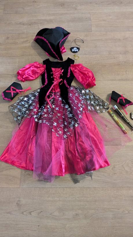 Ka321 karnevalový kostým pirátka vel. 7 - 8 let, 