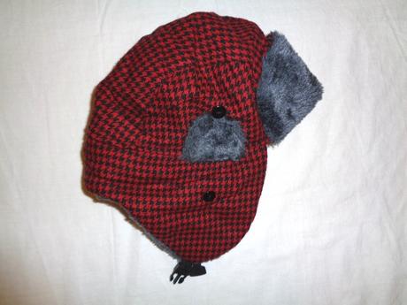 Luxusní červenošedá ušanka, h&m,110