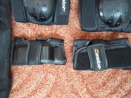 In-line chrániče - xs, 7-10 let, zealot,xs