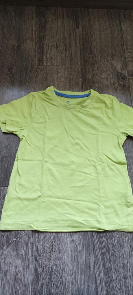Tričko s krátkým rukávem zelenkavé, lupilu,110