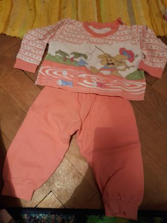 Růžovo oranžové pyžamo bavlněné s obrázkem, 86