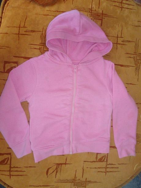 Mikina s kapucí, 92