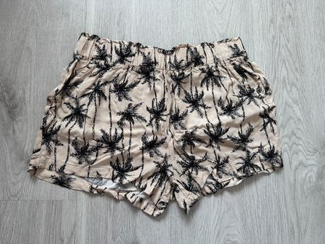 Kraťasy s palmičkami vel.l, l