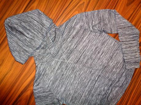 Šedostříbrný slabý svetr s kapucí crop top 146/152, h&m,146