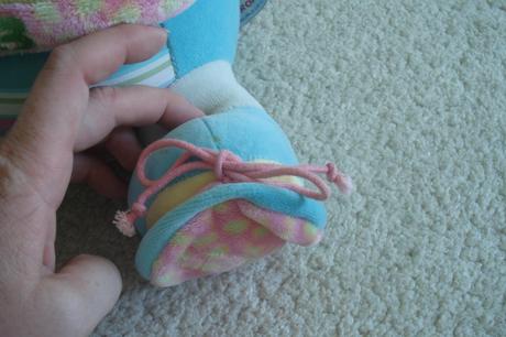 Motorická plyšová kravička,