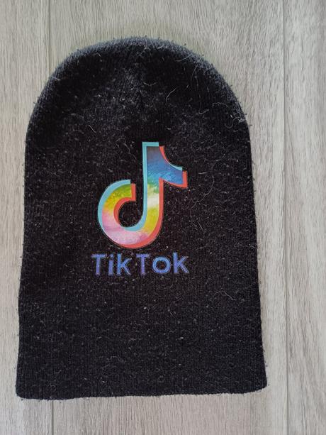 Unisex čepice tik tok,