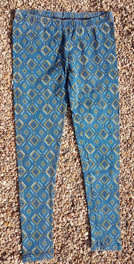 N28	dívčí legíny vzory vel. 146-152, 146