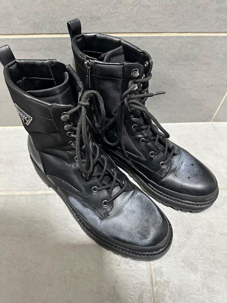 Jak zachránit boty obarvené impregnací?