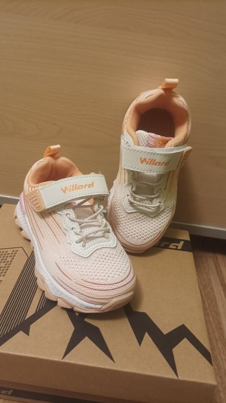 Dívčí tenisky - vel. 25, 25