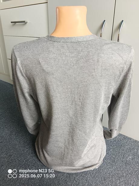 Svetr šedý zn."taifun" vel."38", 38