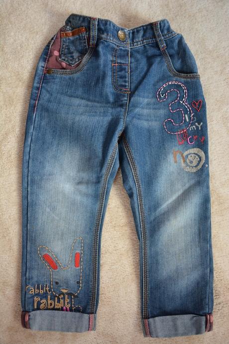 Komplet se zajíčkem a s budíkem, 104–116