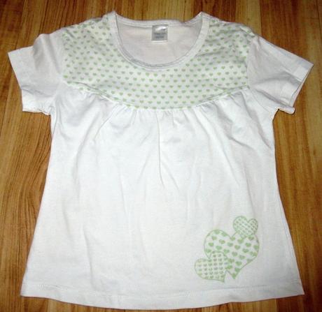 Triko se srdíčky, 146