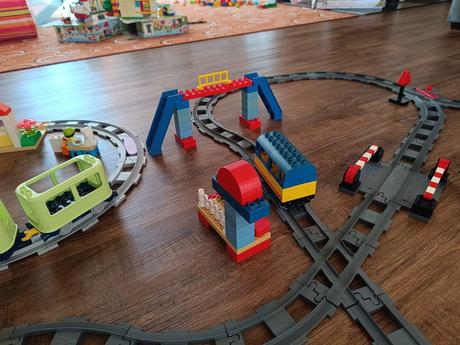 Lego duplo vlak s příslušenstvím,