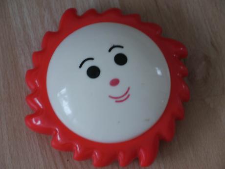 Svetylko slunicko pro male deti, 