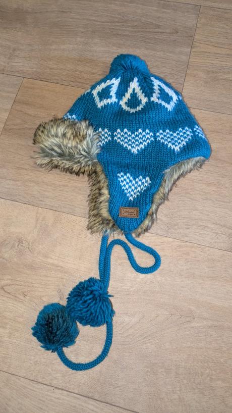 T436 teplá čepice house vel. s, house,s