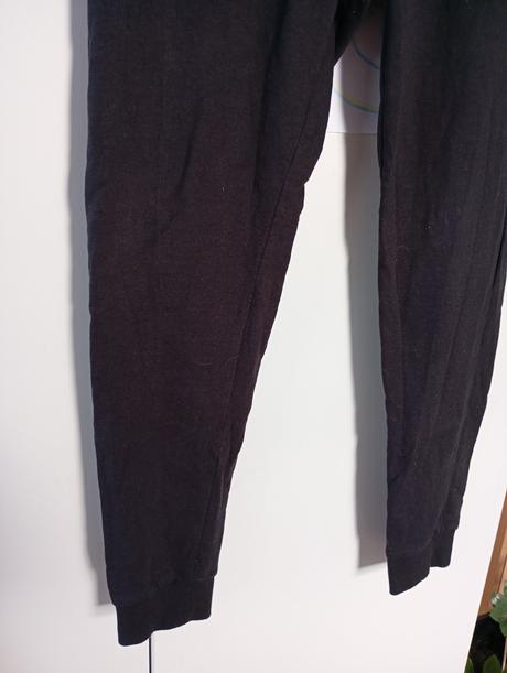 Klasické černé tepláky, pepco,152