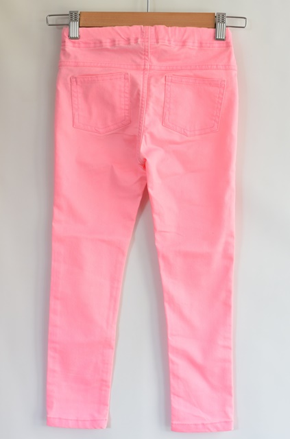 Džíny vel. 6 - 7 let, f&f,122