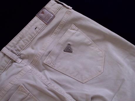 Béžové 26, guess,s