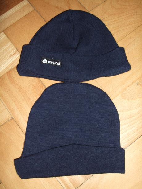 Čiapočky emko obvod 44-46 cm - cena spolu, 74