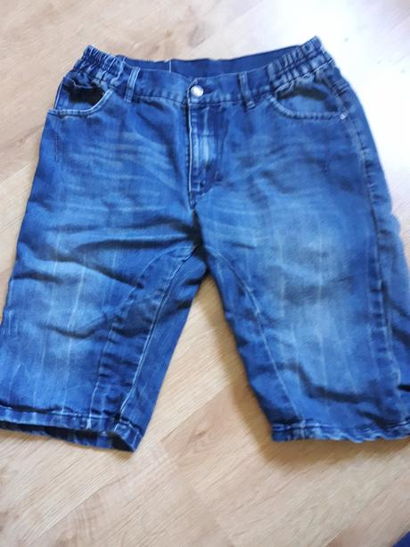 Peckovní džínové riflové šortky kraťasy, c&a,152