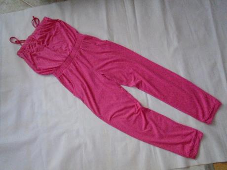 Overal vel 134/140, kik,134