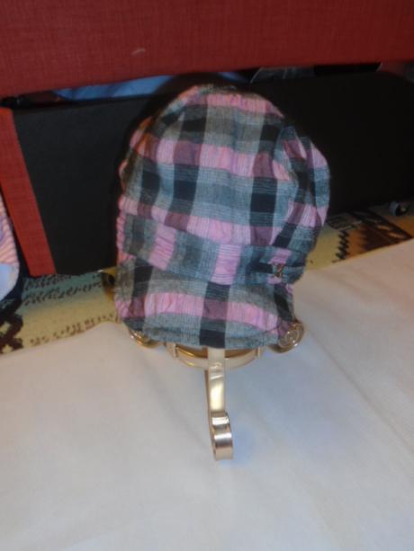 Kšiltovka elegantní obvod 56 cm tak do 7 l, 56