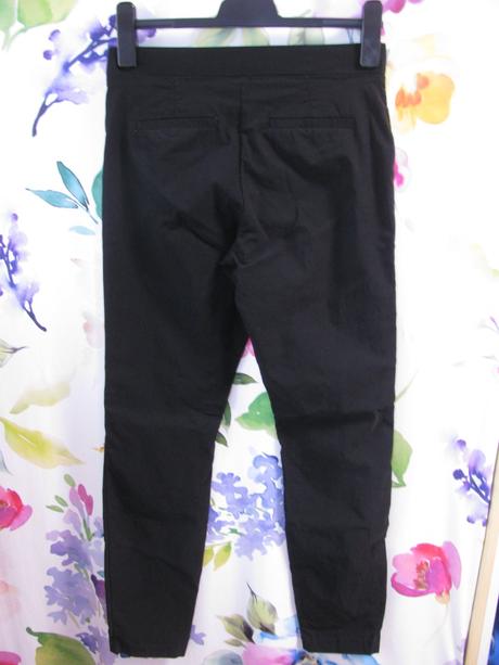 Dámské černé strečové kalhoty essentials, 38