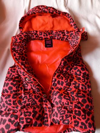 Op 2. zateplená vesta 12 let, 152