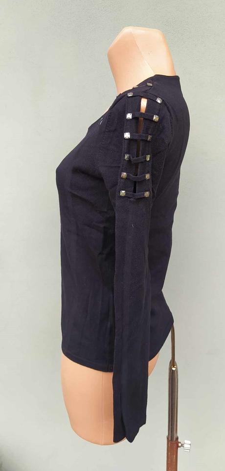 Tenký svetřík na tělo casual - vel.s, s