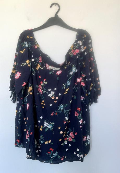 Triko, clockhouse,52