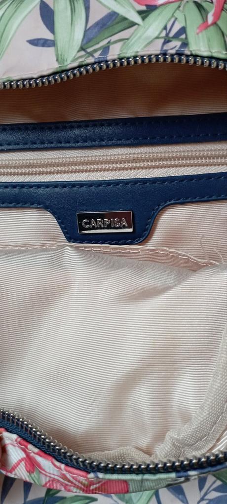 Batůžek zn."carpisa", carpisa