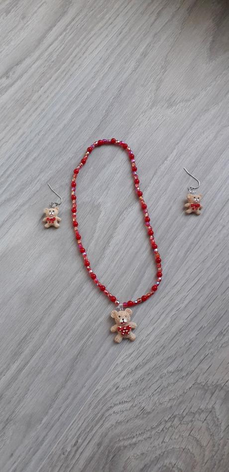 1281 - sada korálky a náušnice, 