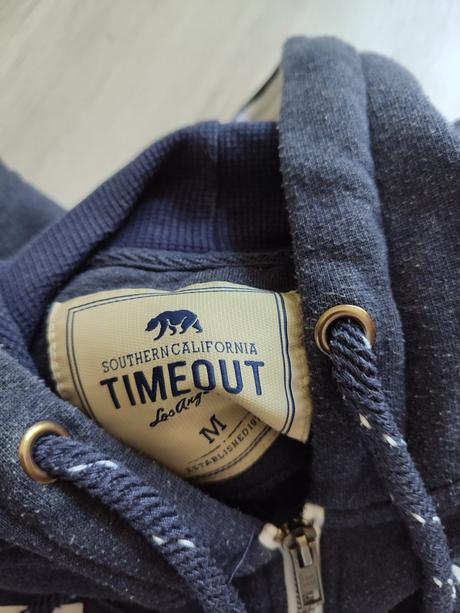 Mikina timeout, velikost m, timeout,m