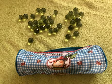 Kulicky sklenene v penalu na tuzky, 