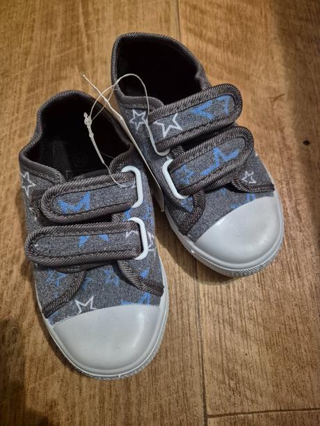 Dětské plátěnky- suchý zip, světlá podrážka vel.28, 28