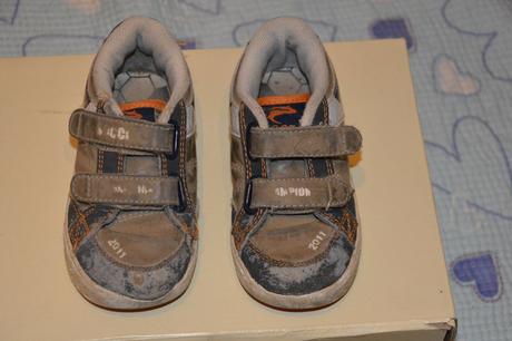 Tenisky s motivem fotbalového míče, 24