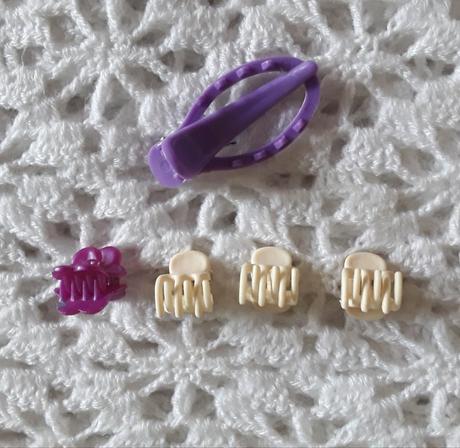 Skřipečky do vlasů a sponka,