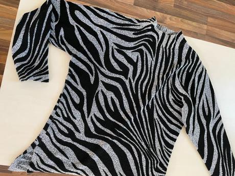 Zebrtovaný svetřík, 