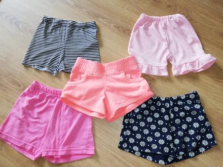 Dívčí šortky, 104