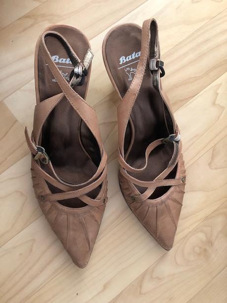 Kožené lodičky zn.baťa, baťa,40